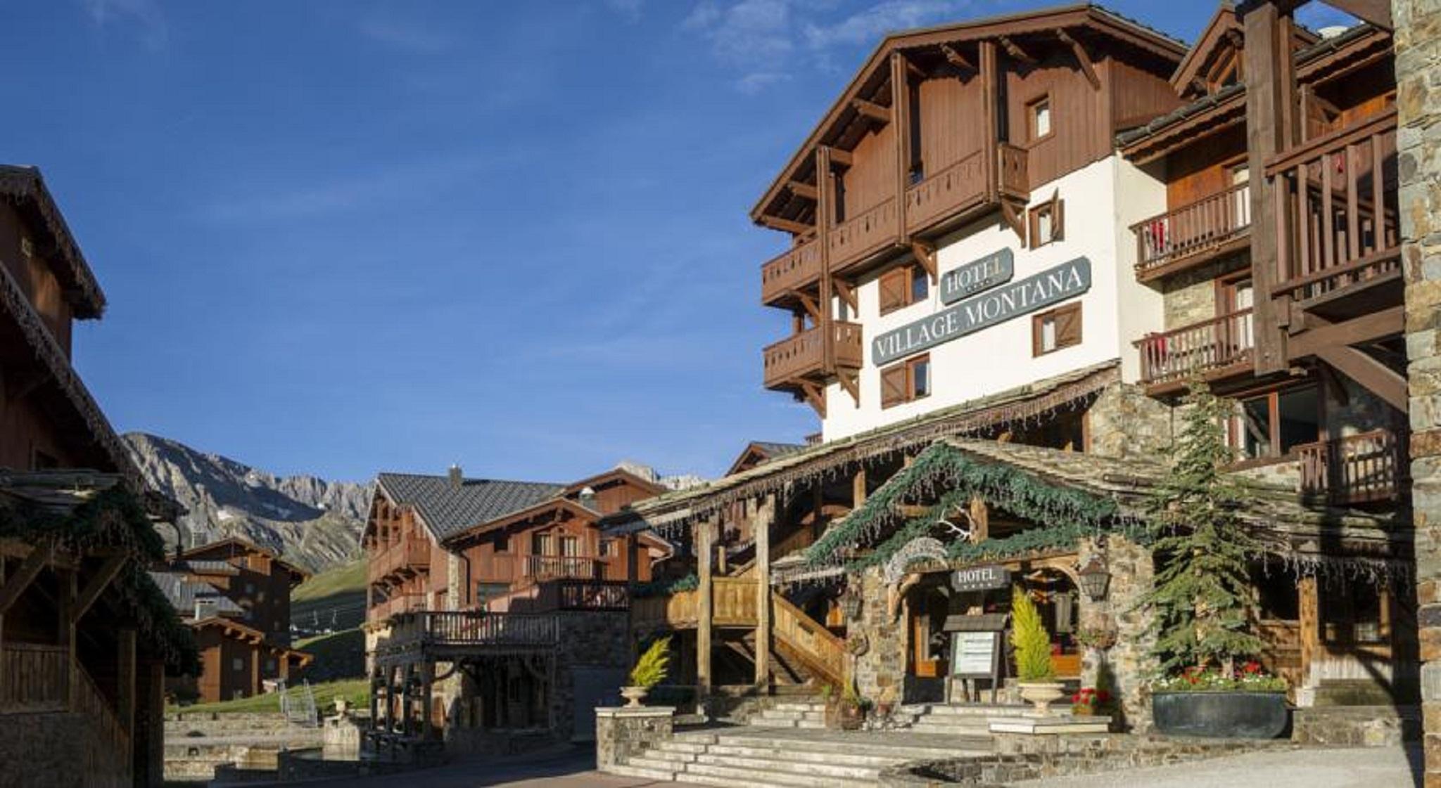 Hotel Village Montana By Les Etincelles Tignes Bagian luar foto