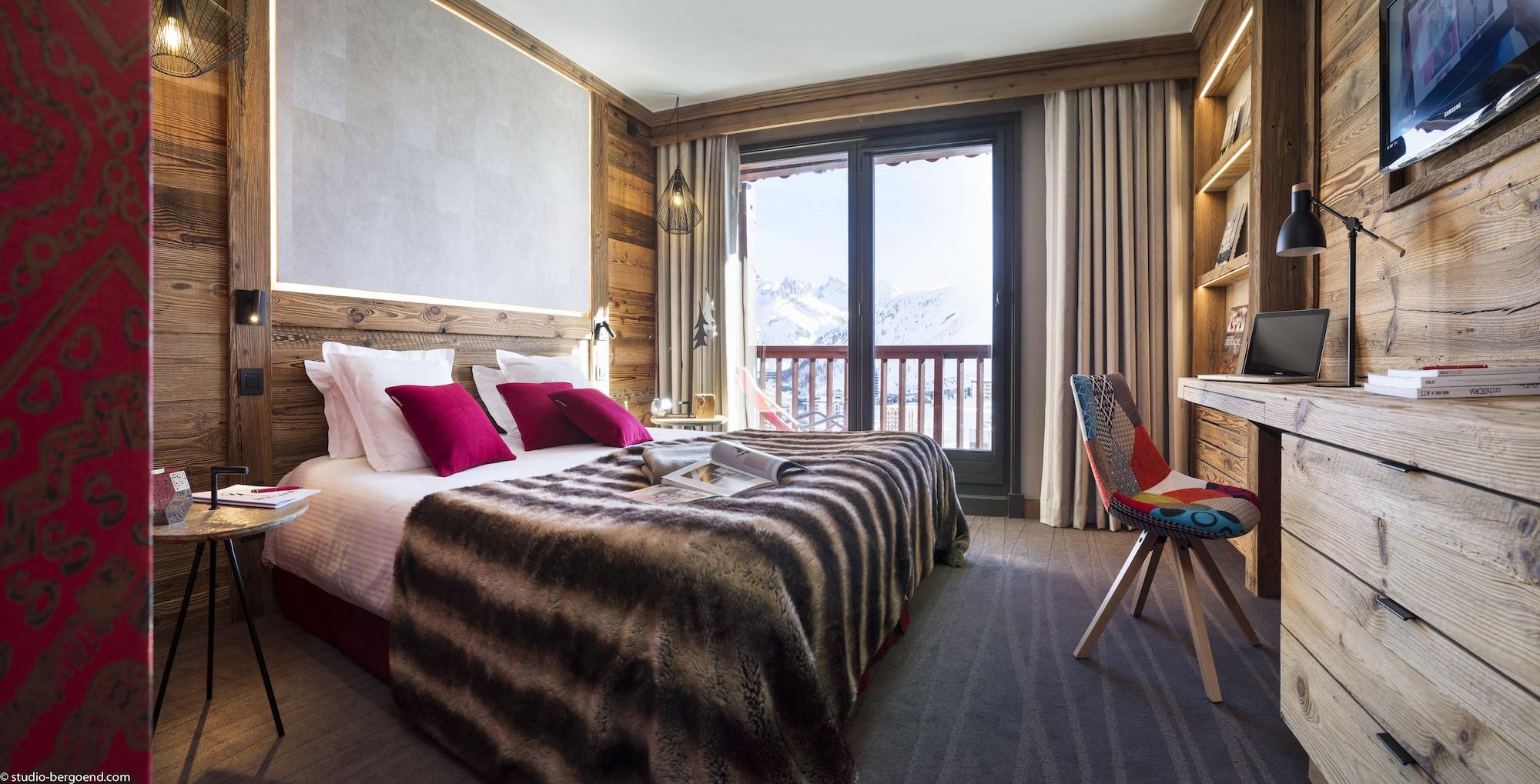 Hotel Village Montana By Les Etincelles Tignes Bagian luar foto