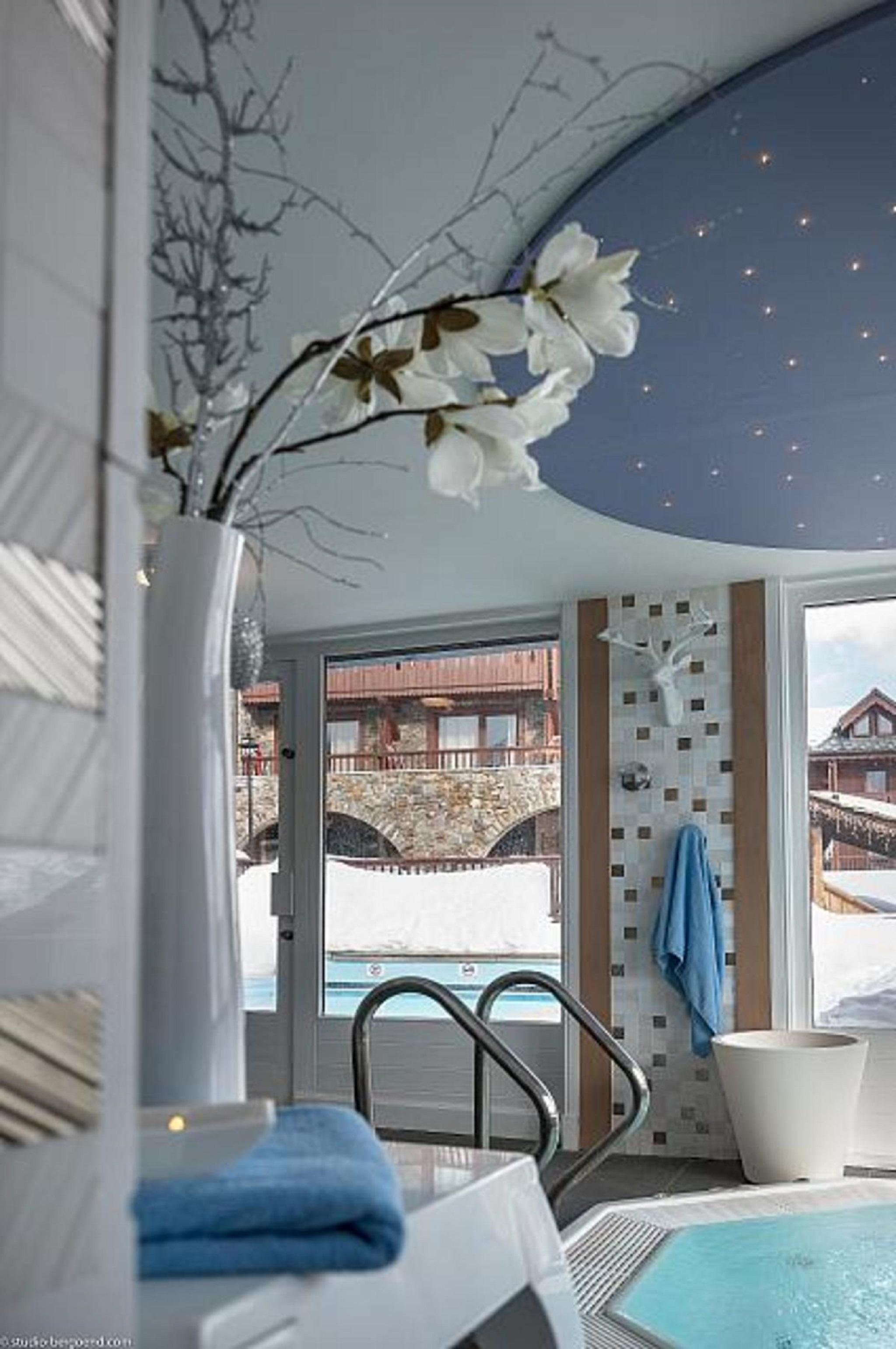 Hotel Village Montana By Les Etincelles Tignes Bagian luar foto