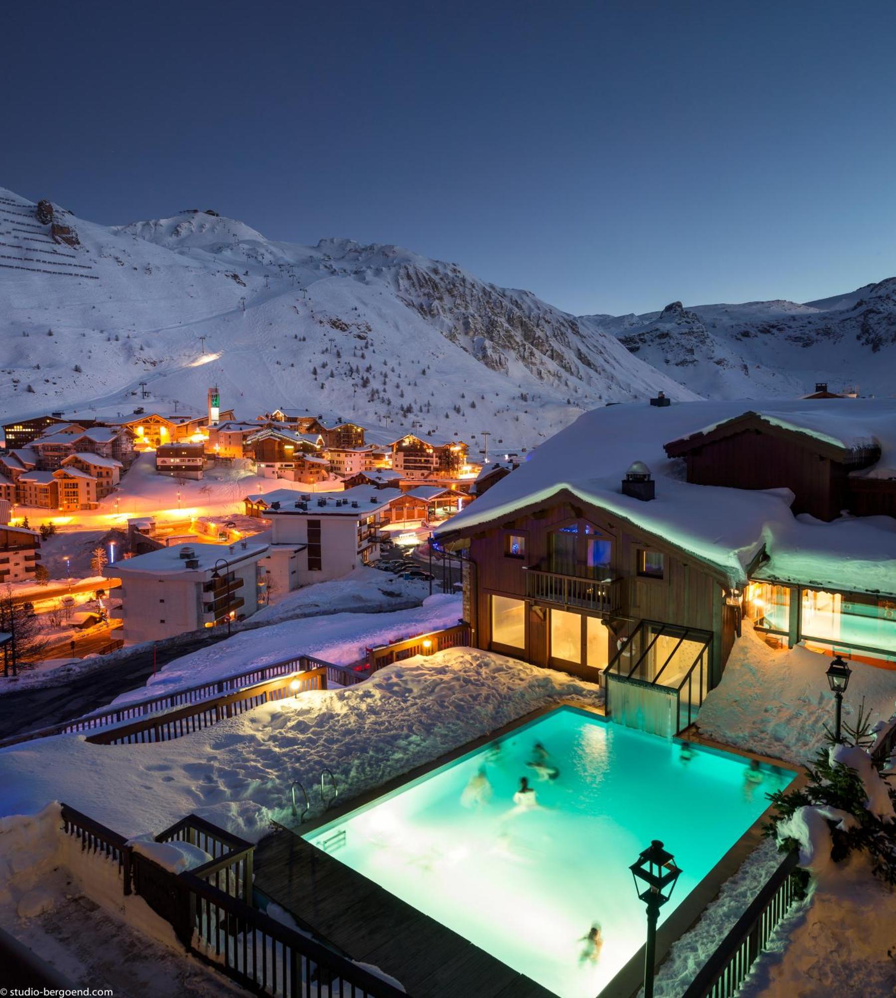 Hotel Village Montana By Les Etincelles Tignes Bagian luar foto